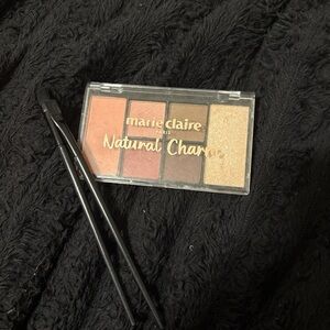 Natural Charm Eyeshadow Palette - Multicolor